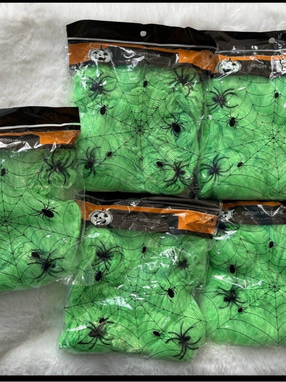 *NEW* 5 Halloween Decorative Green Spider Webbing with Plastic Spiders 1.75oz
